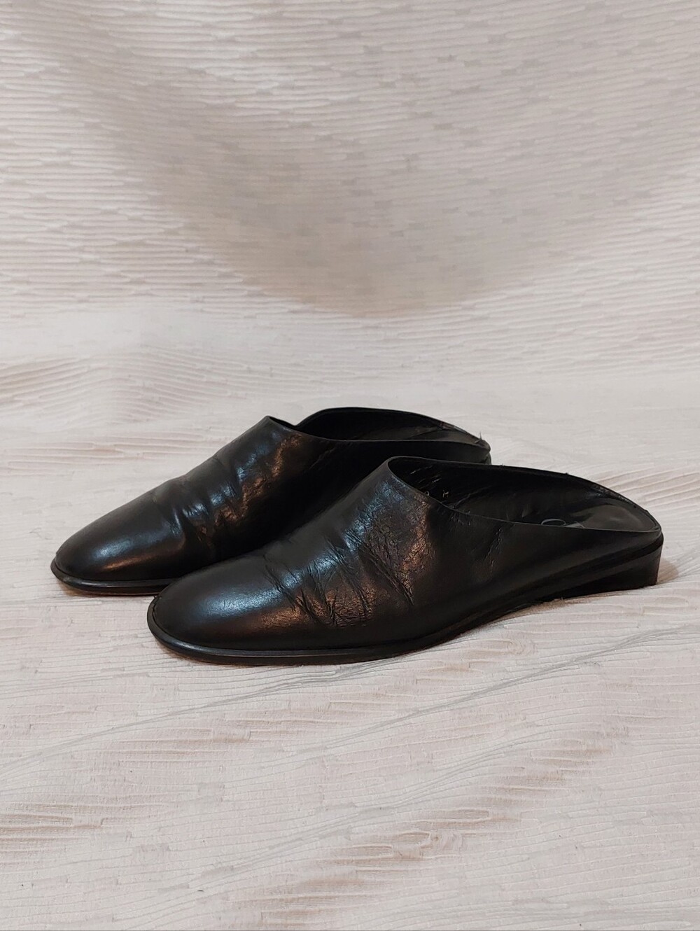 Calvin Klein Vintage Black Leather Mule Clogs Size 9